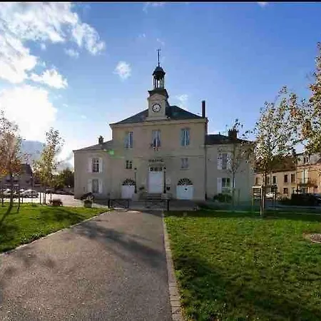 Maison Au Calme Avec Jardin - 20min De Reims *