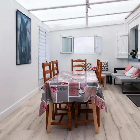 Maison Au Calme Avec Jardin - 20min De Reims *